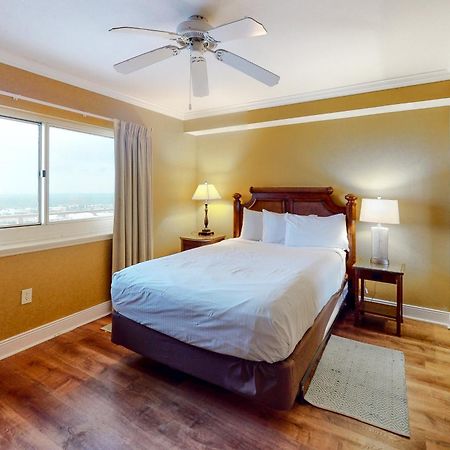 Emerald Beach Resort 2431 Panama City Beach Exterior photo