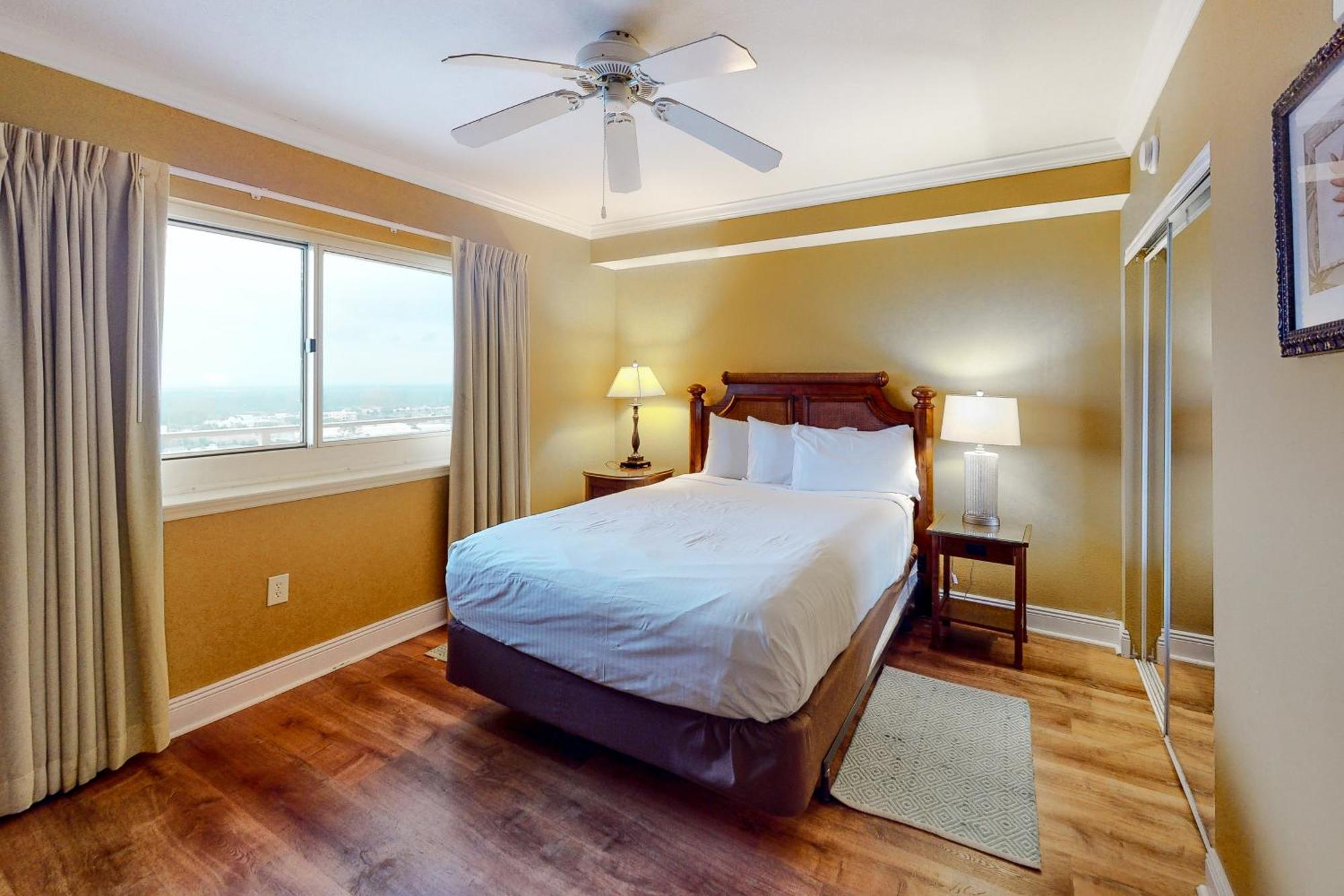 Emerald Beach Resort 2431 Panama City Beach Exterior photo